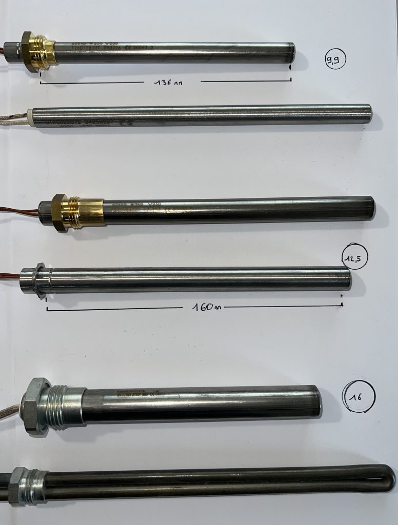 Différents modèles de résistances d’allumage pour poêles à granulés alignés verticalement